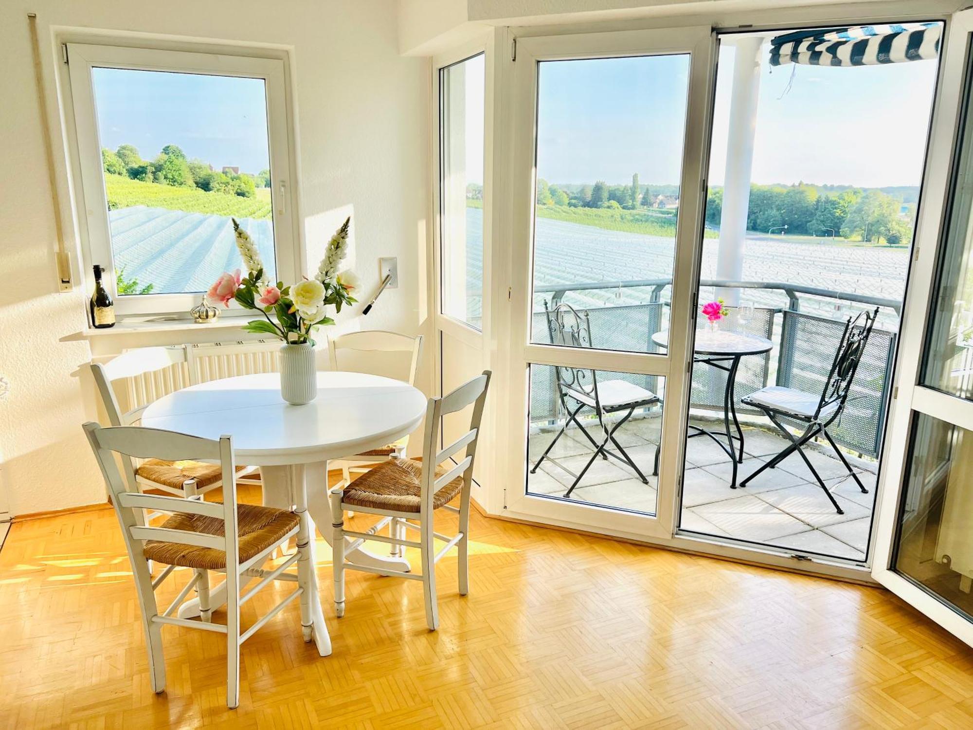 Panorama Domizil Ravensburg Mit Alpenblick Balkon Apartment ภายนอก รูปภาพ
